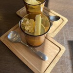 四川 郷土菜 シャンバァロウ - 黒胡麻プリン