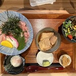 芝富士酒場 さく家 - ねぎとろ丼と豚角煮膳