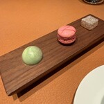 モノリス - お茶菓子