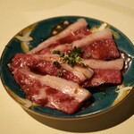 焼肉 六区 - 