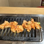 大阪焼肉・ホルモン ふたご - 上ホルモン調理中