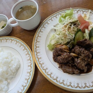 オーク・ヴィレッジ_0