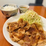 箱根ブーティー - 和豚もち豚リブロースを使った自家製タレの
しょうか焼きです