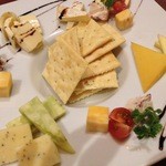 人有喜 蔵 - チーズの盛り合わせ