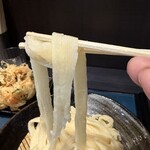 武蔵野うどん 竹國 - 麺リフト