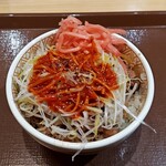 すき家 - 料理写真:赤だれ白髪ねぎ牛丼ミニ:600円