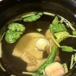 小島屋 - 麩毱、蒲鉾、ミツバ、柚子風味、肝は1/2