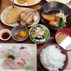 平塚漁港の食堂