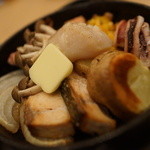 ゆるり家 - バタ〜〜〜