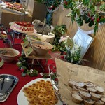 ザ・ガーデン - ビュッフェ台全体図