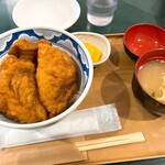 ドライブインやまだ - カツ丼