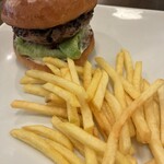 シェイクツリー バーガー＆バー - 