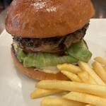 シェイクツリー バーガー＆バー - 