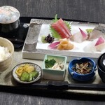 パセプション - お造り５種　盛り合わせ膳