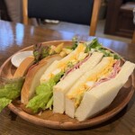 タジマコーヒー - こだわり赤卵のサンド