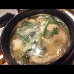 韓美軒 - デジクッパ　野菜とお肉の出汁が溶け込んだスープに白いご飯が少し入っています