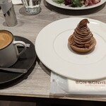 ボン ボヌール - ケーキセット(モンブランとカフェラテホット)