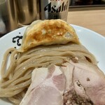 松戸富田麺業 - サイズ感（参考になるだろうか…）