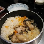 牡蠣 やまと - 牡蠣の釜飯　　注文しないと後悔するかもね~