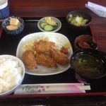 やま田 - カキフライ定食800円