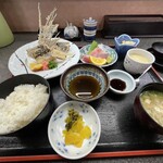 お食事処 潮騒 - 