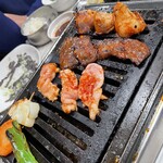 焼肉ジンギスカン つるや - 