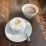 ブレッツカフェ クレープリー - カプチーノと、スパークリング ヴァル ド ランス ポム ビオ