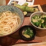 こがね製麺所 - サク飯にオススメ。磯辺揚げがサクふわ。