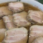 二丁目食堂 - チャーシューほろっほろの柔らかさ✨️