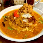 トプカ 神田本店 - キマカリー。キーマは辛さがグッときます。
