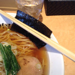 仙臺 自家製麺 こいけ屋 - 割り箸
      綺麗割れる竹箸は良いです