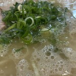 長浜屋台 一心亭 - Bランチ(960円)のラーメン