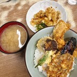 豊野丼 - 牡蠣天丼　1300円税込