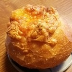 ブーランジェリー・フー - チーズがこんがりハード系のパン♪