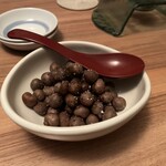 おさ亭 - ムカゴの塩茹で