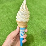 ヤツレン ソフトクリーム売店 - 
