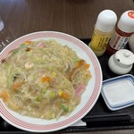 リンガーハット - ドレッシング付き