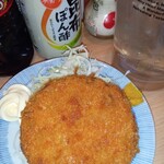 立ち呑み 晩杯屋 - 和牛メンチ