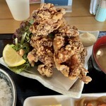 たき火炉端 雨やどり - 