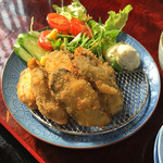 うなぎの緒里 - 牡蠣フライ。旬な時期だが。