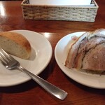 トラットリア フランコ - 前菜。肉の裏にはジャガイモとタマネギサラダがかくれんぼしている。