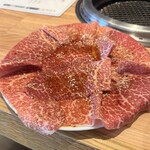肉之山翔 - 