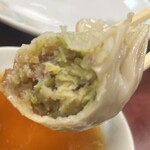 珍来 - 薄皮で餡がパンパン