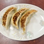 珍来 - 3個で我慢