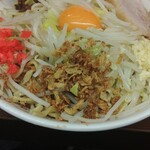 ラーメン二郎 - ベニ フライドオニオン ニンニク