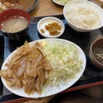 なんで、や - 豚の生姜焼き定食