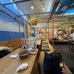 なんで、や - 店内