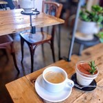 VEGE-PLANT CAFE BAR LEBRO - 