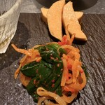 やきにく 梵厨 - ほうれん草ともやしナムル