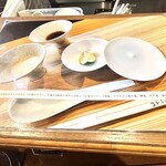 コトノハ - 味変アイテムをチョイスできます。